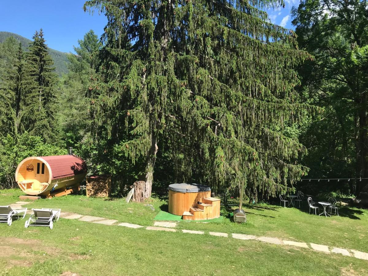 La Locanda Delle Pulci Bio Welness Mezzana (Trentino Alto Adige) Exterior foto
