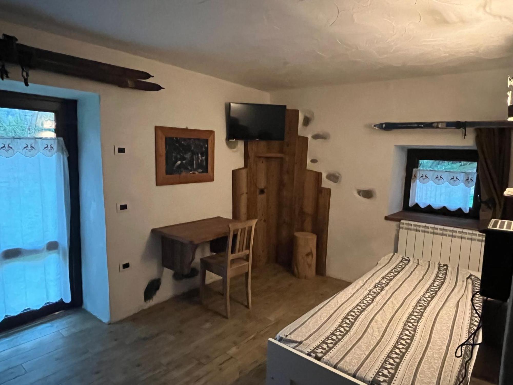 La Locanda Delle Pulci Bio Welness Mezzana (Trentino Alto Adige) Exterior foto