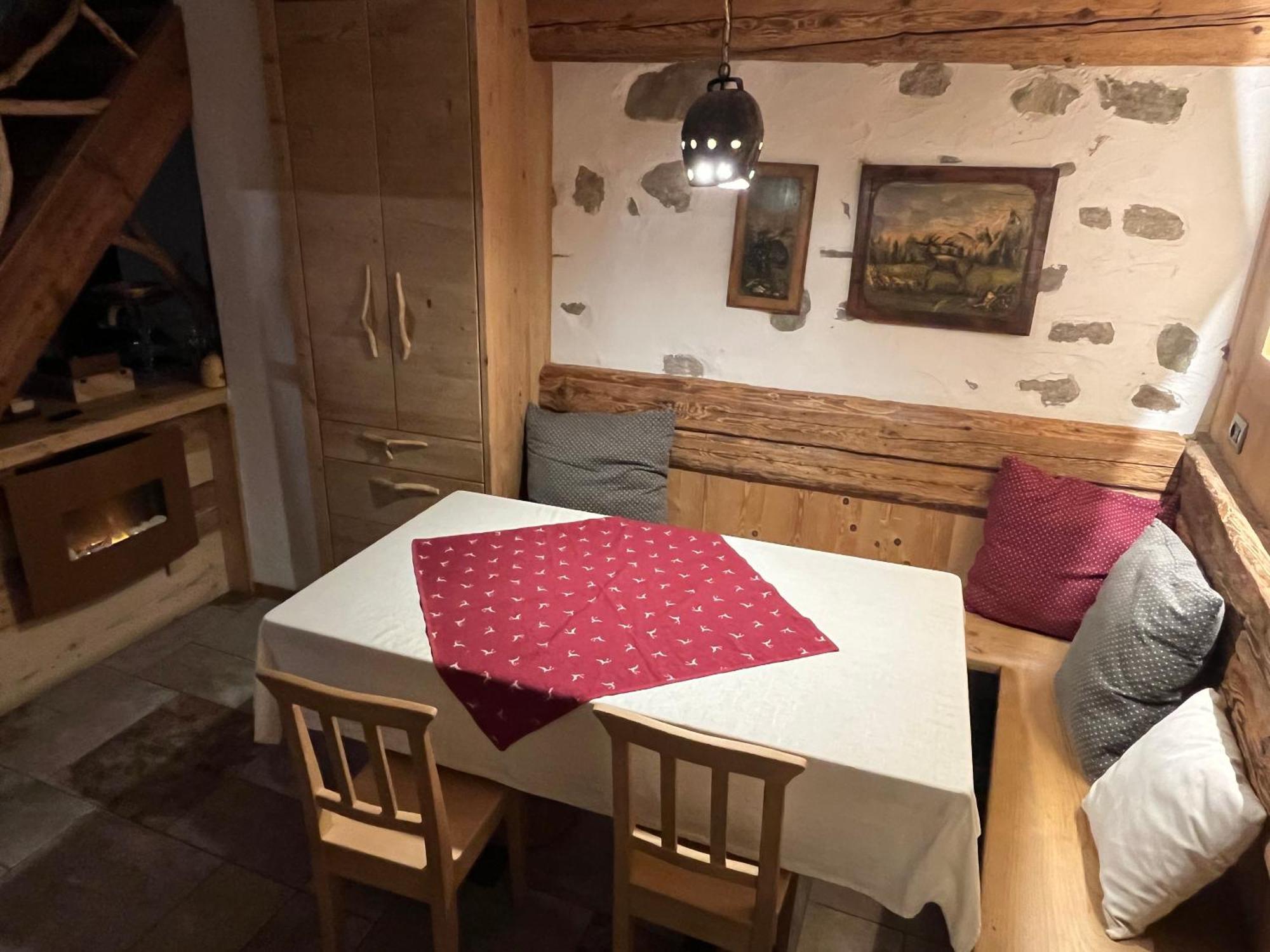 La Locanda Delle Pulci Bio Welness Mezzana (Trentino Alto Adige) Exterior foto
