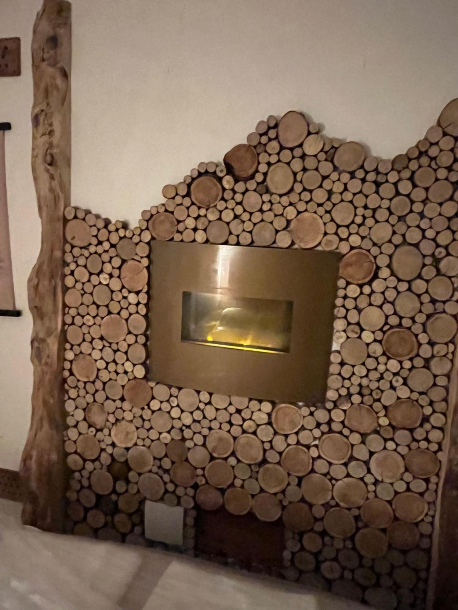 La Locanda Delle Pulci Bio Welness Mezzana (Trentino Alto Adige) Exterior foto